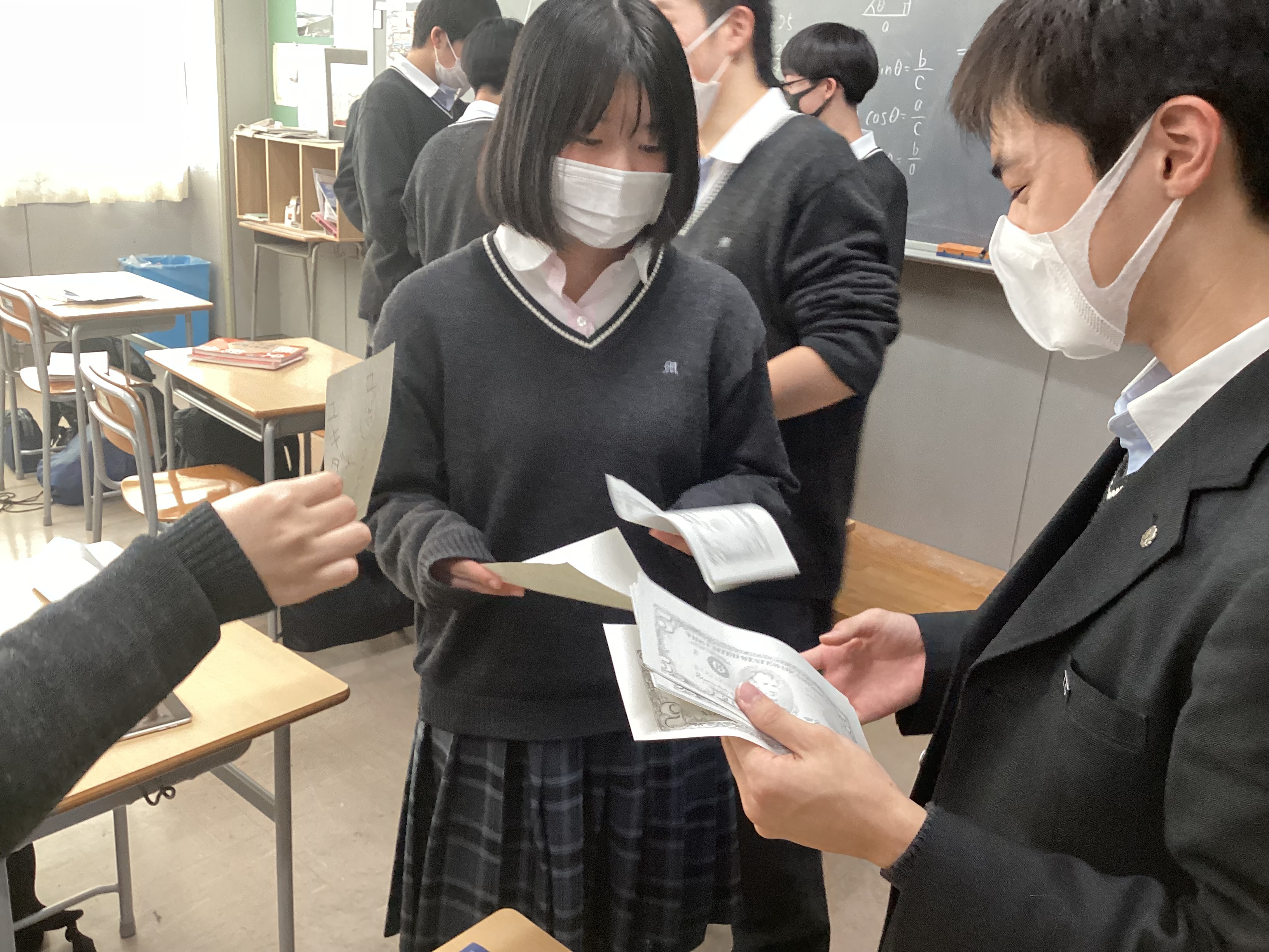 11月28日(月) 11月28日(月)