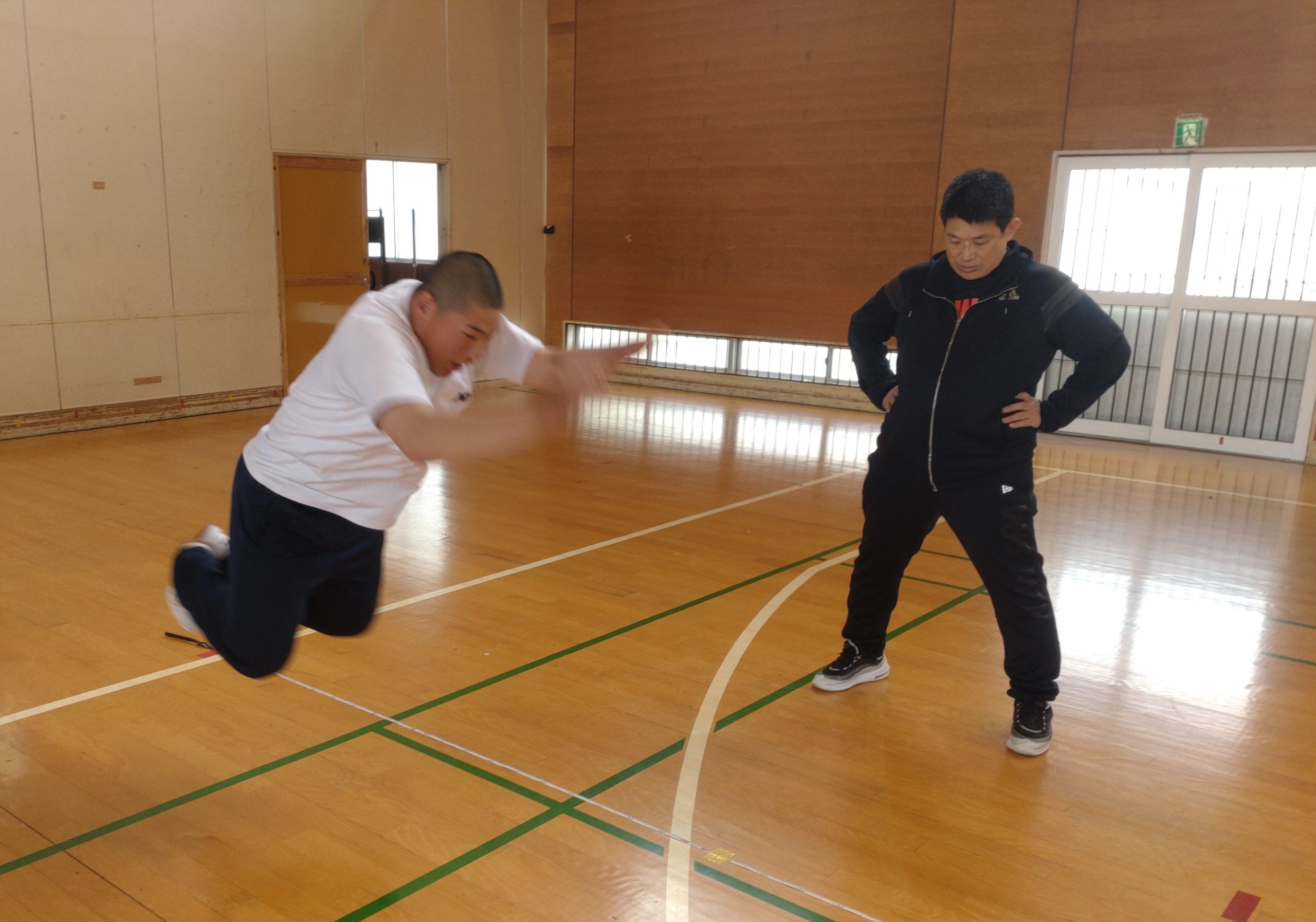 4月30日(火) 4月30日(火)