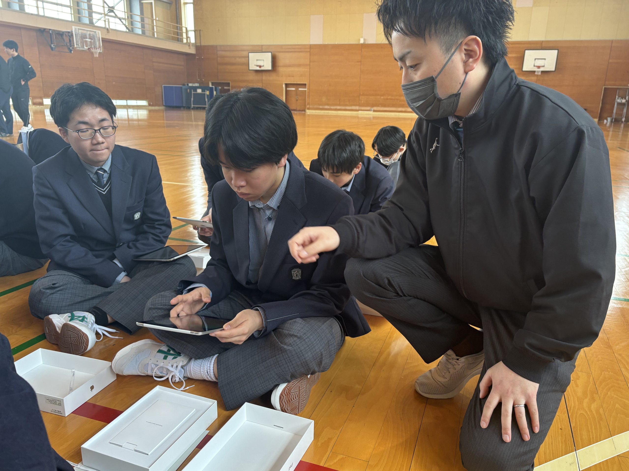4月11日(金) 4月11日(金)